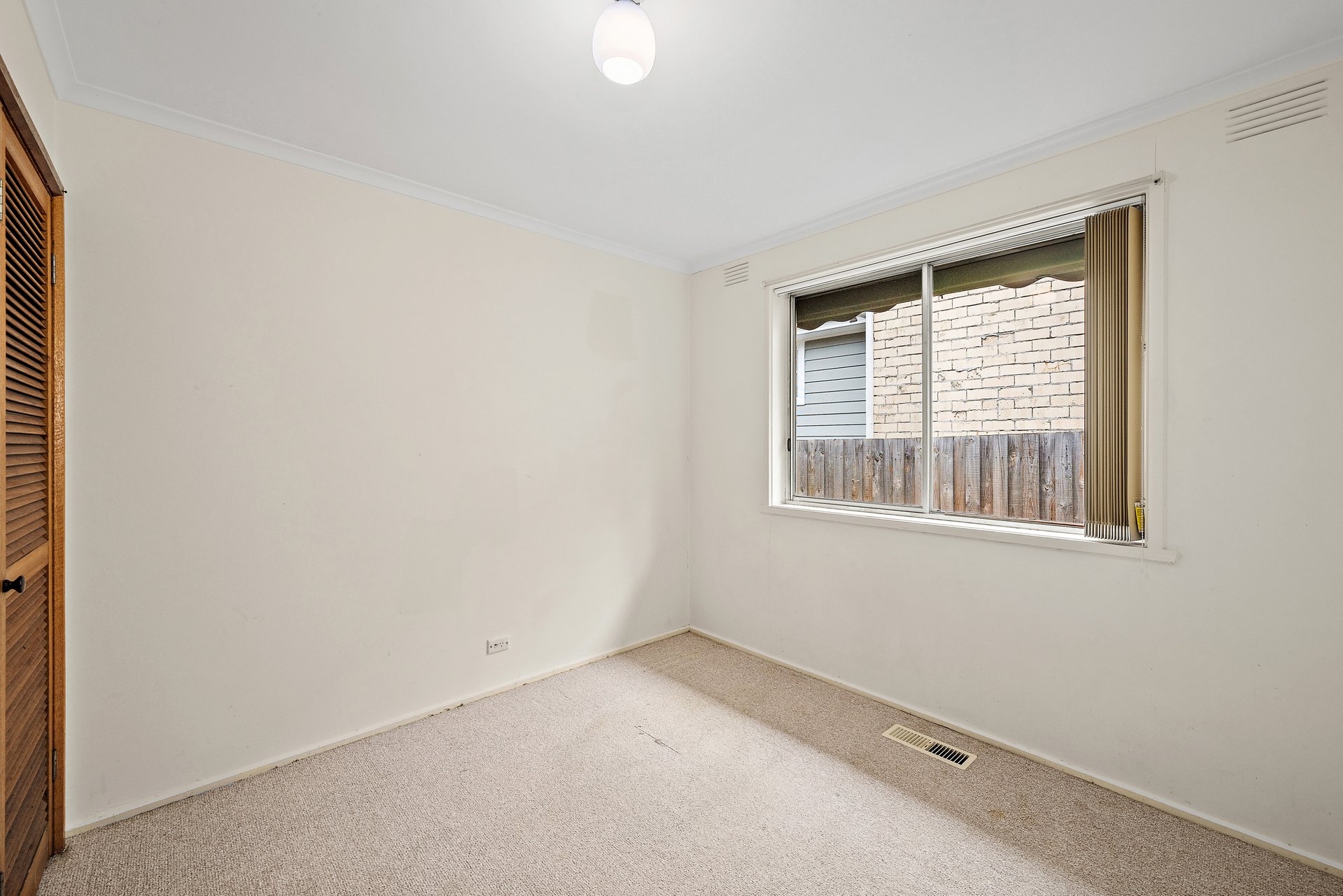12 Lansell Road, Mooroolbark image 6