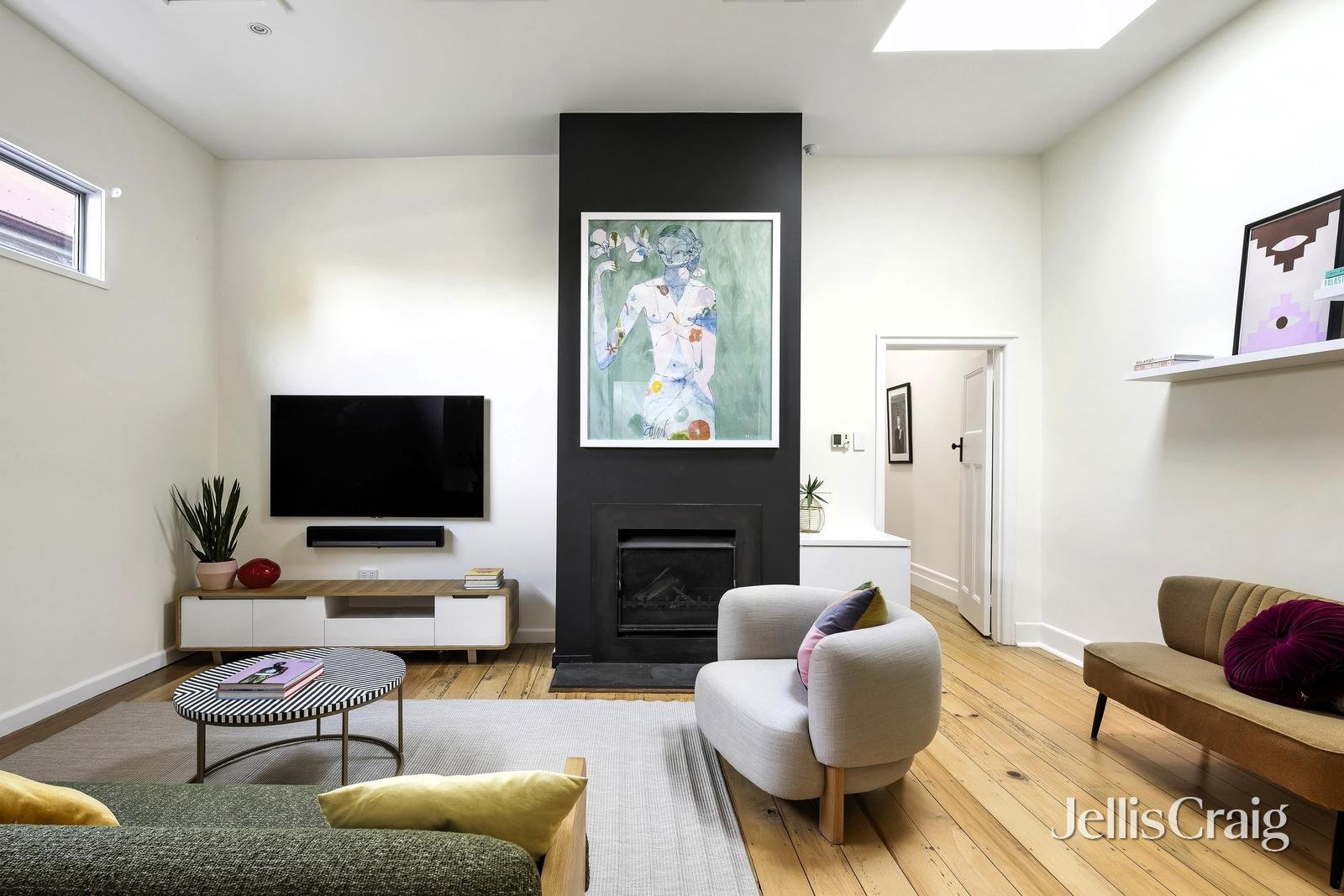 12 Lennox Street, Northcote image 2