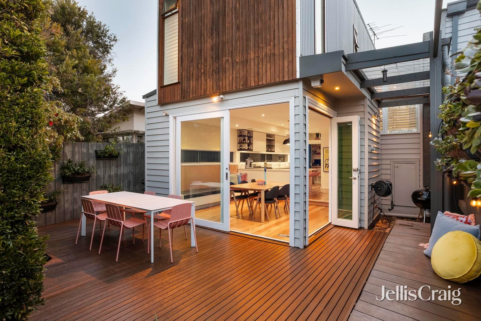 12 Lennox Street, Northcote image 3