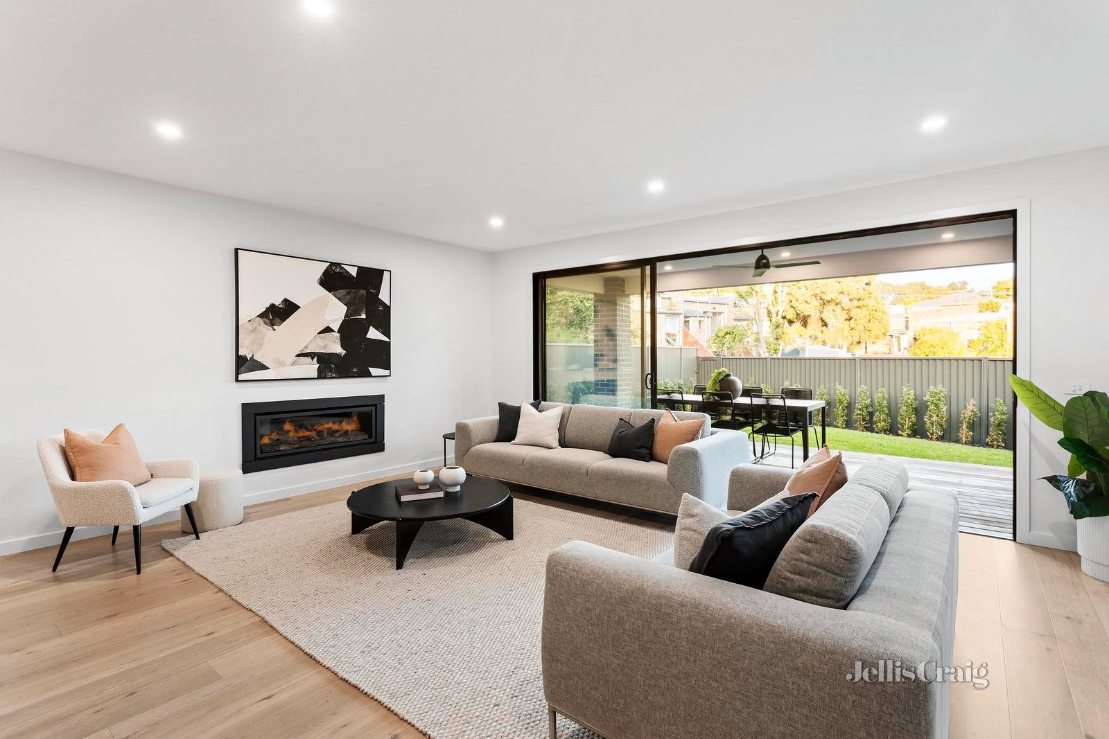 12 Lincoln Drive, Bulleen image 4