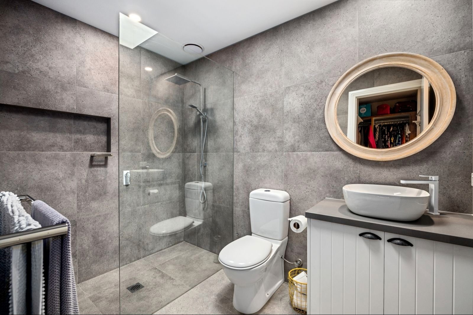 Property Gallery Thumbnail 22