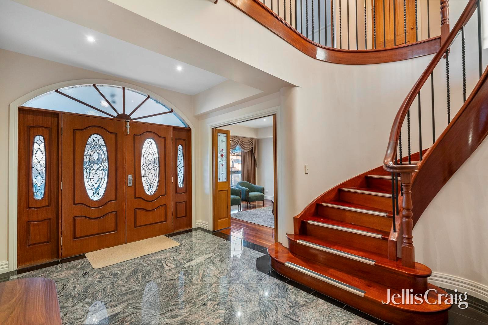 12 Little Street, Glen Waverley image 2