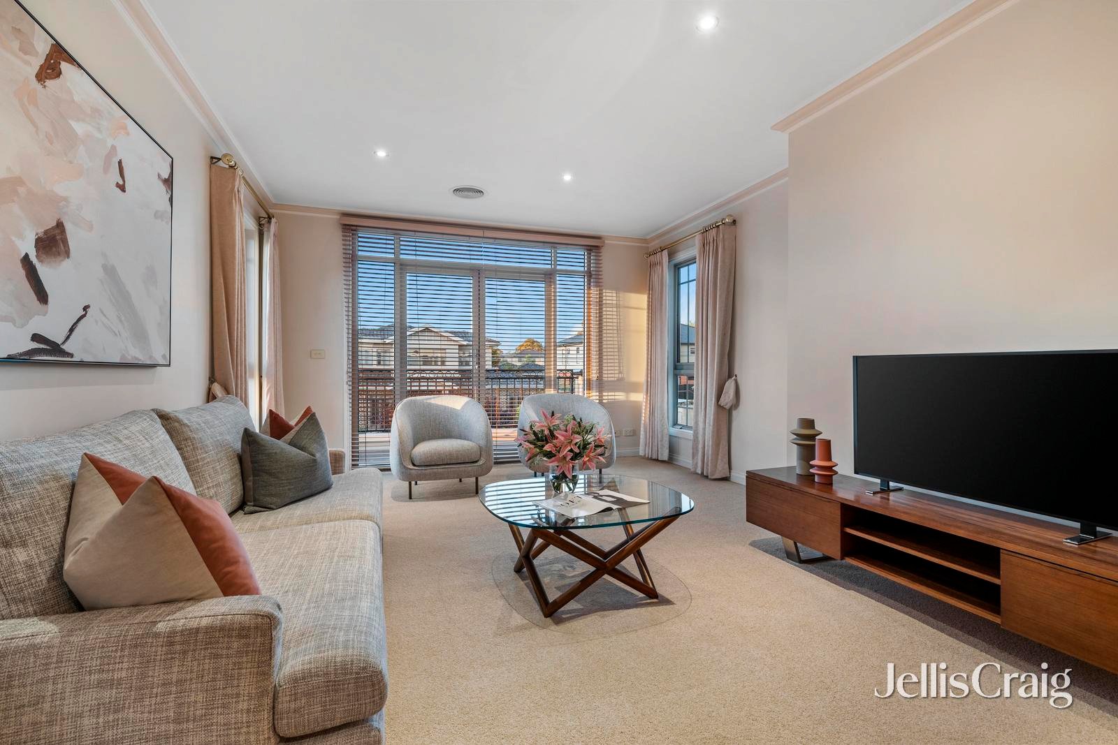 12 Little Street, Glen Waverley image 12
