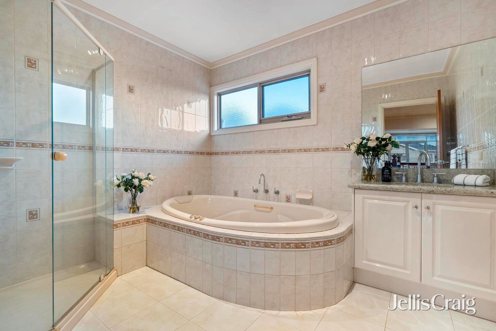 12 Little Street, Glen Waverley image 14