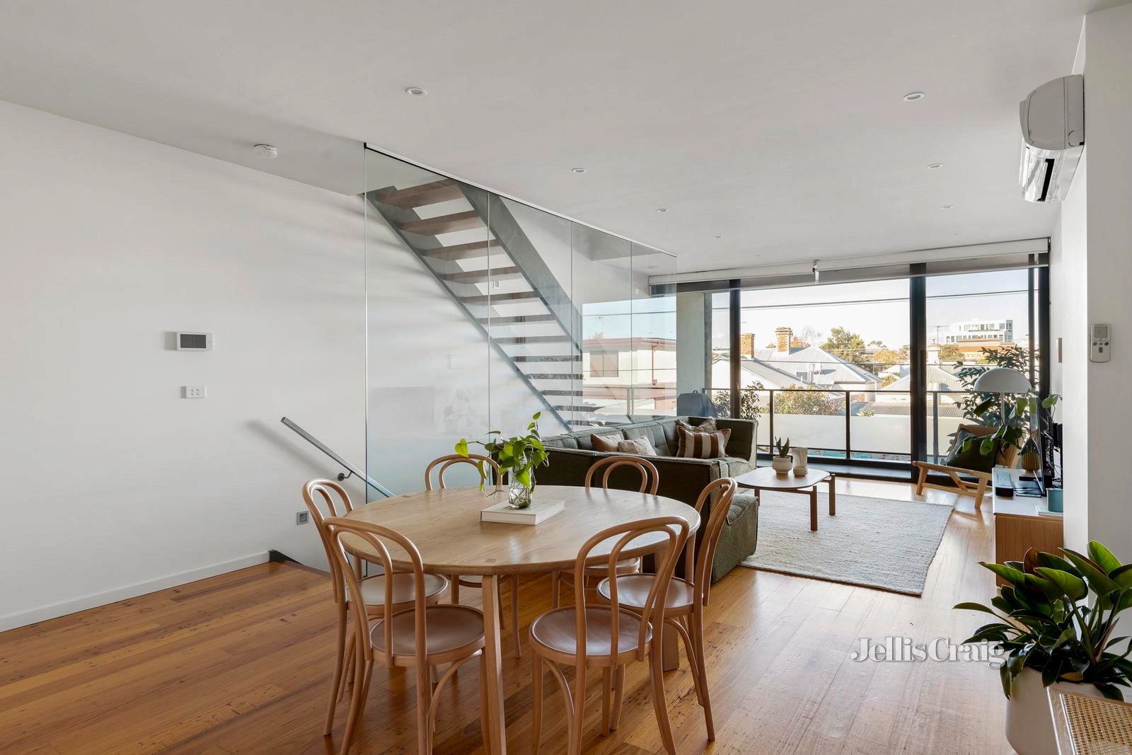 12 Lord Street, Richmond image 2