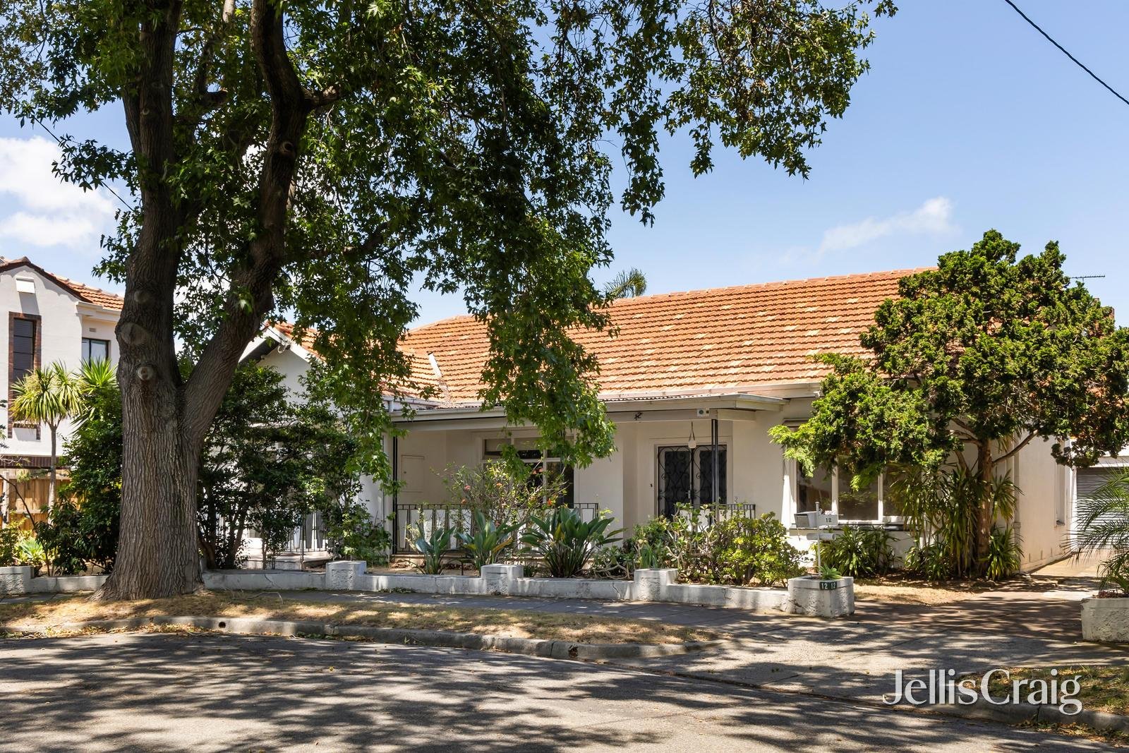 12 Los Angeles Court, Ripponlea image 1