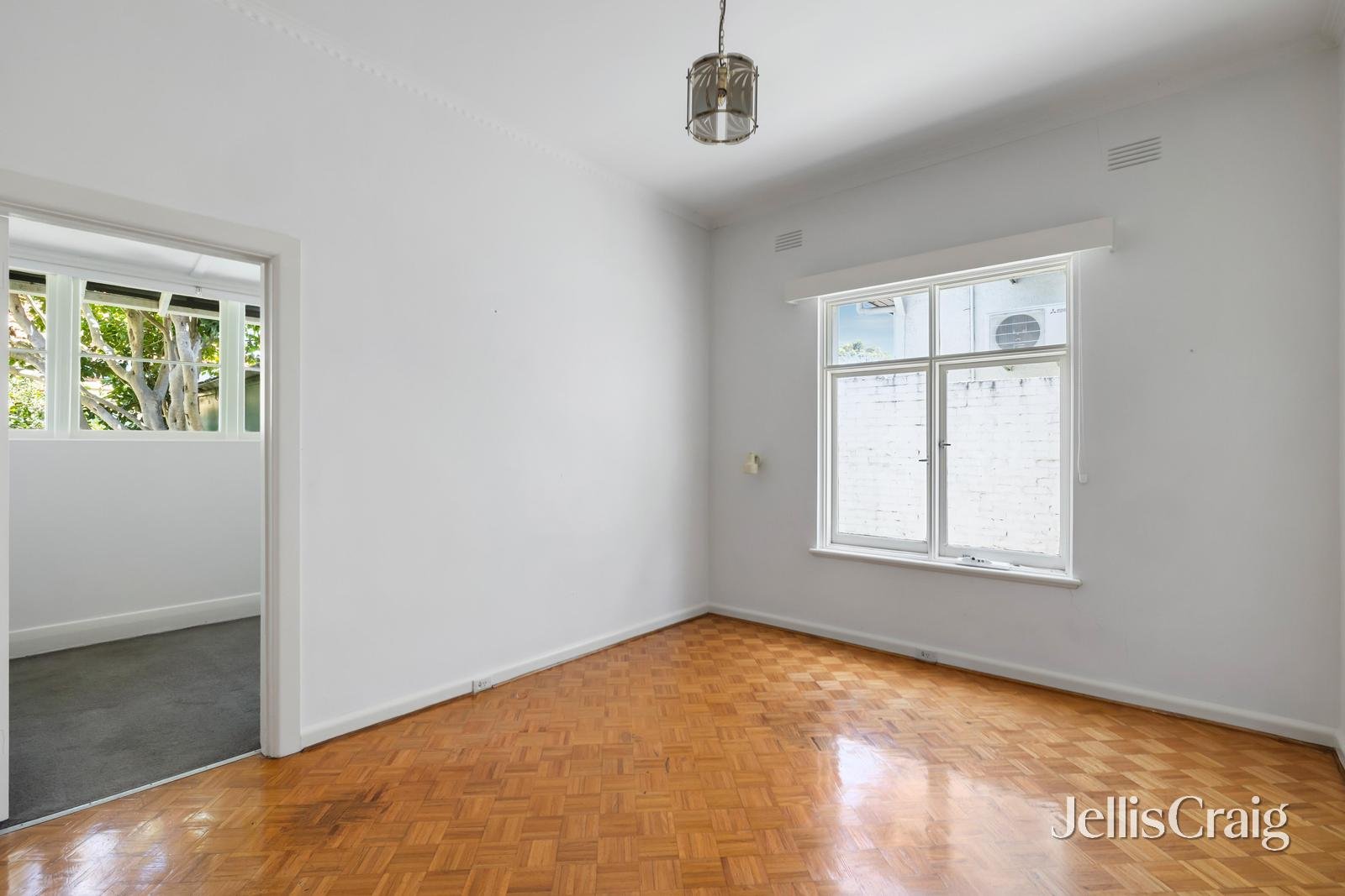 12 Los Angeles Court, Ripponlea image 6
