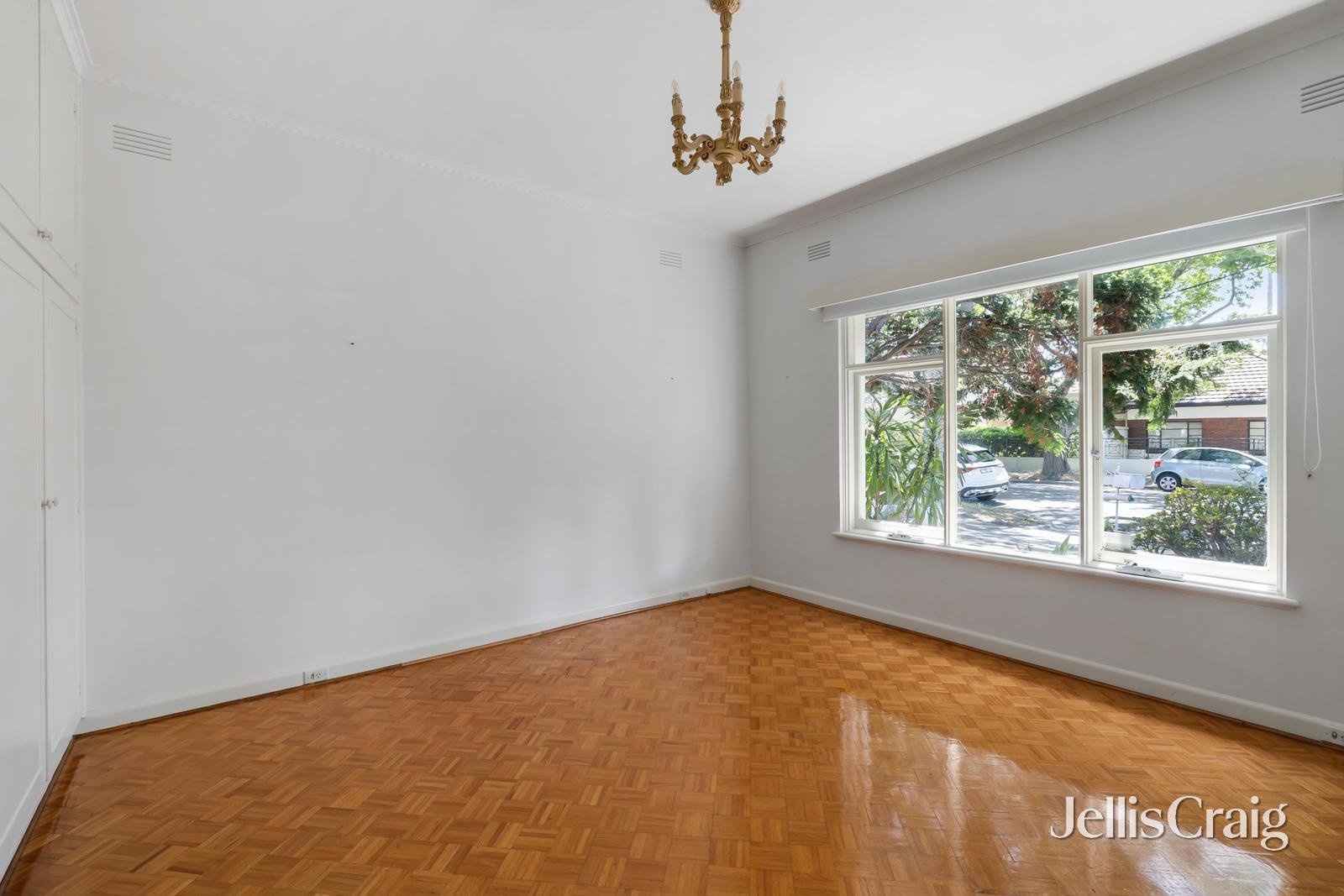 12 Los Angeles Court, Ripponlea image 9