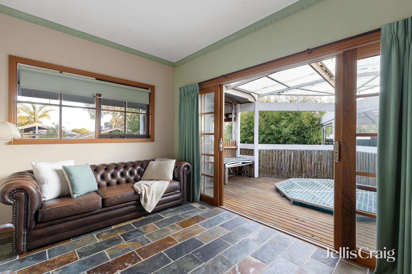 12 Lotus Court, Diamond Creek image 9