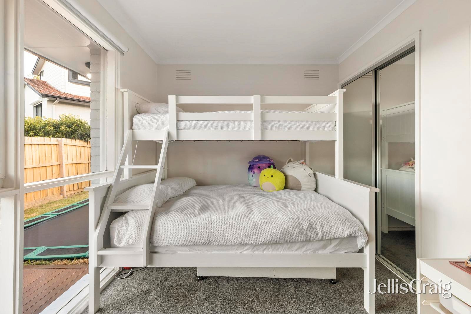 12 Lowan Avenue, Yallambie image 13