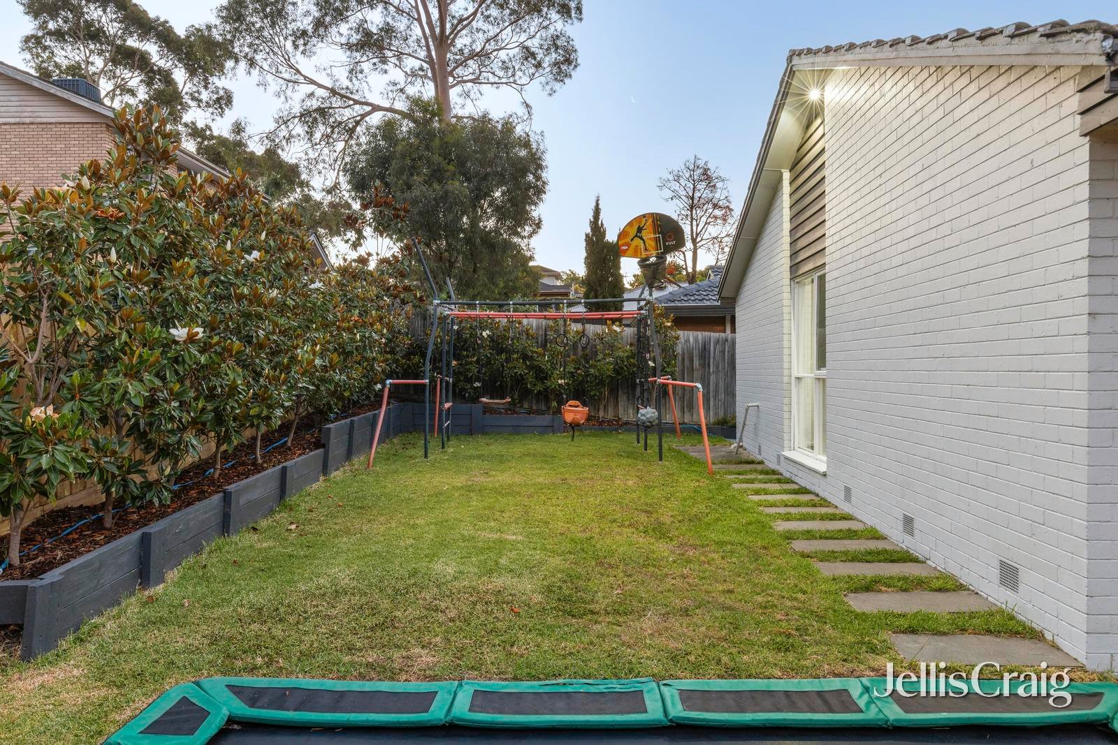 12 Lowan Avenue, Yallambie image 18