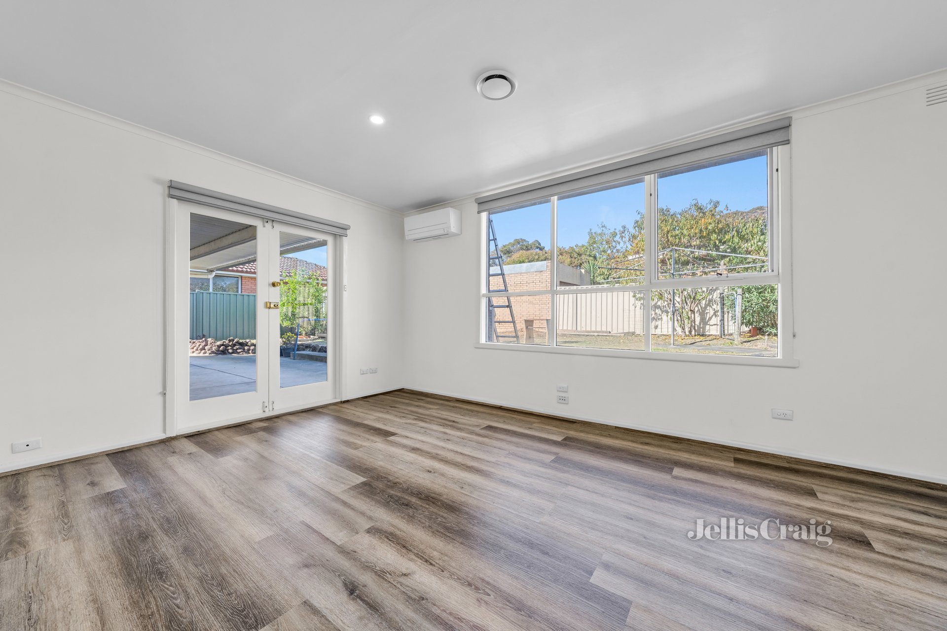 12 Lowen Road, Glen Waverley image 8