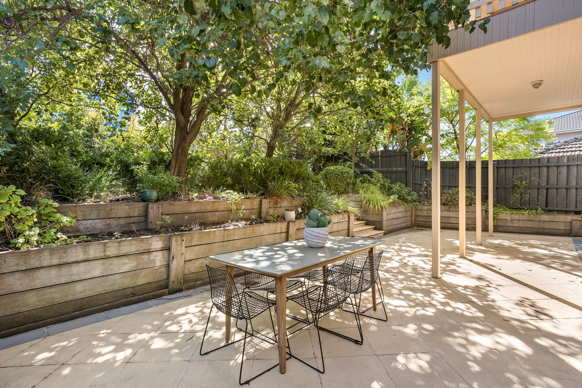 Property Gallery Thumbnail 9