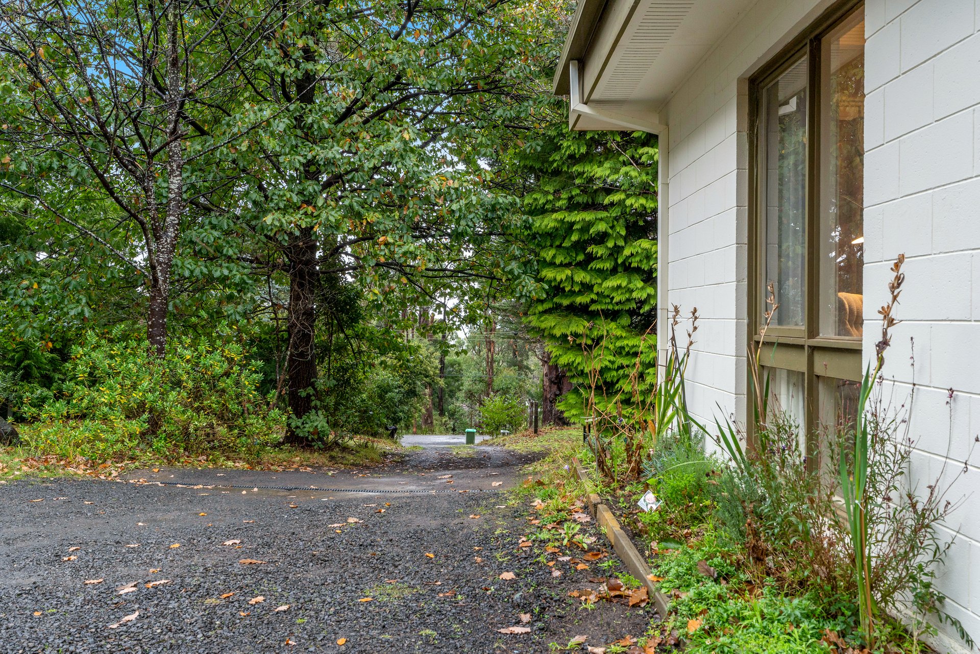 Property Gallery Thumbnail 3