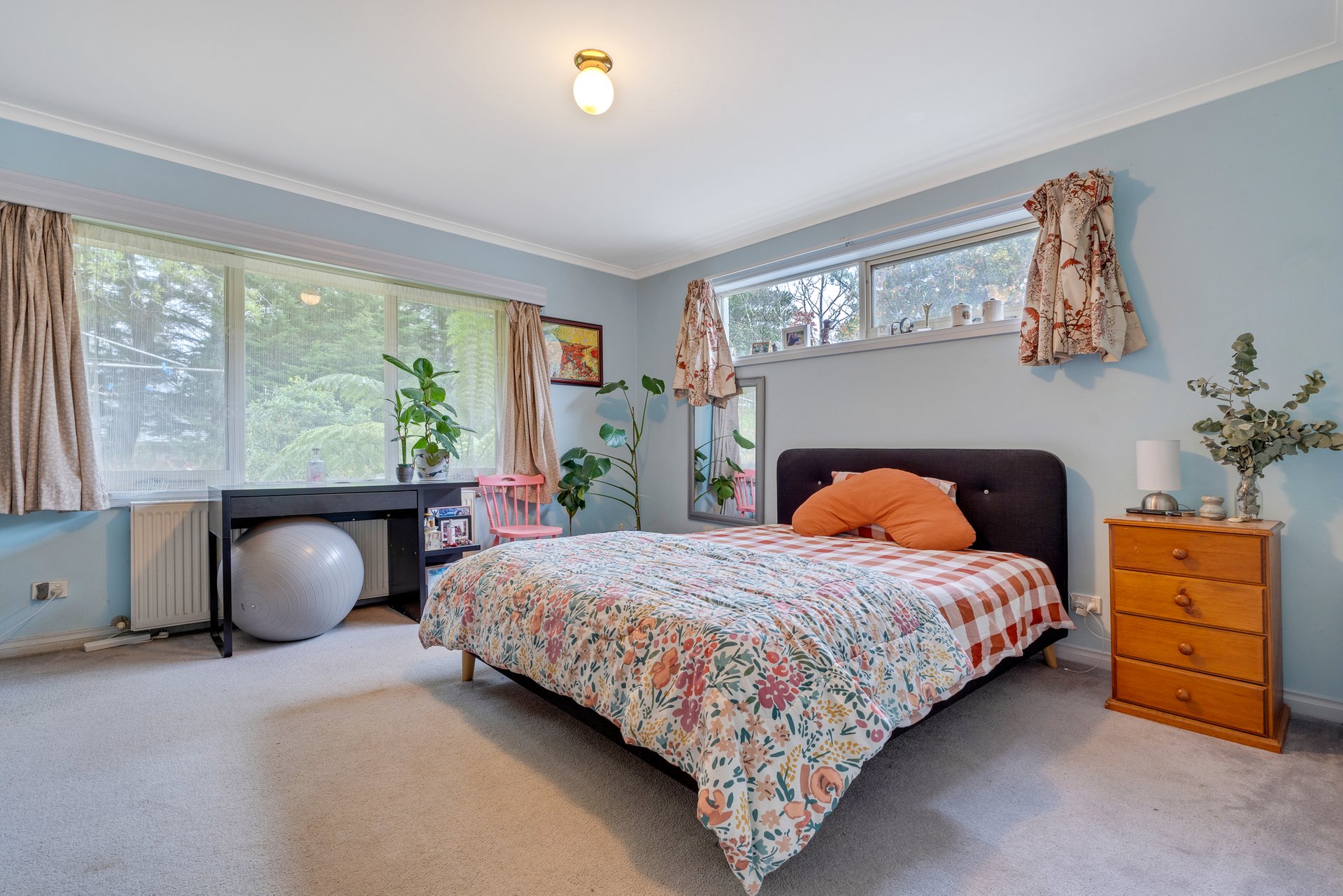 Property Gallery Thumbnail 11