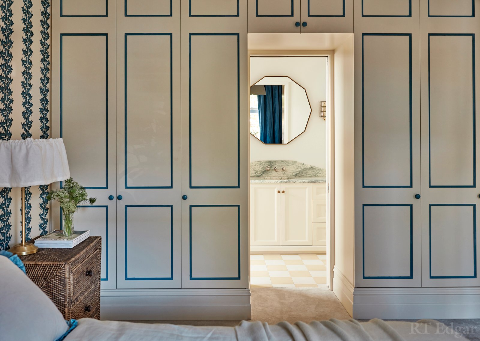 Property Gallery Thumbnail 12