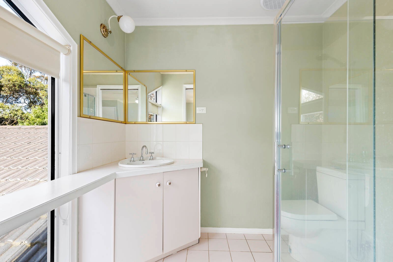 Property Gallery Thumbnail 8