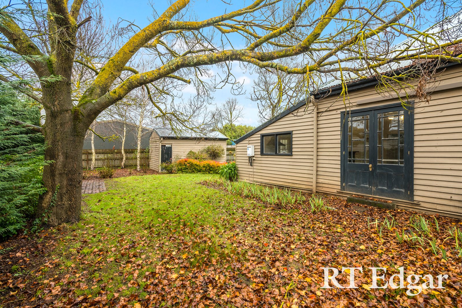 Property Gallery Thumbnail 8