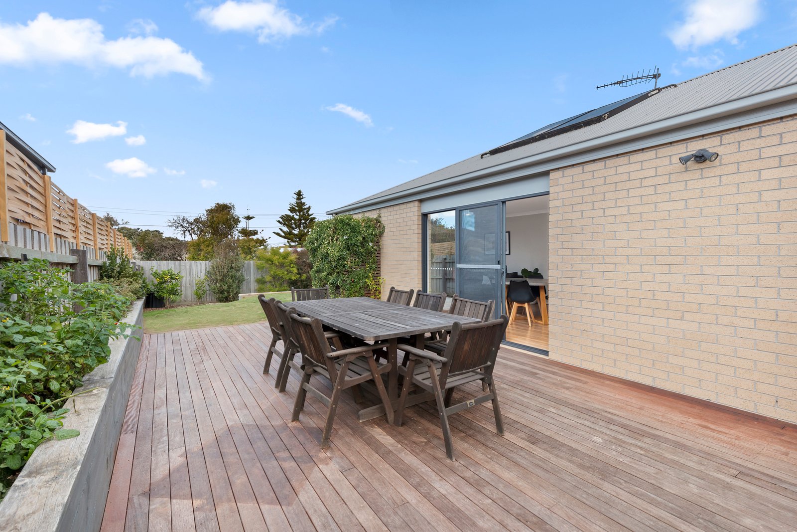 Property Gallery Thumbnail 15