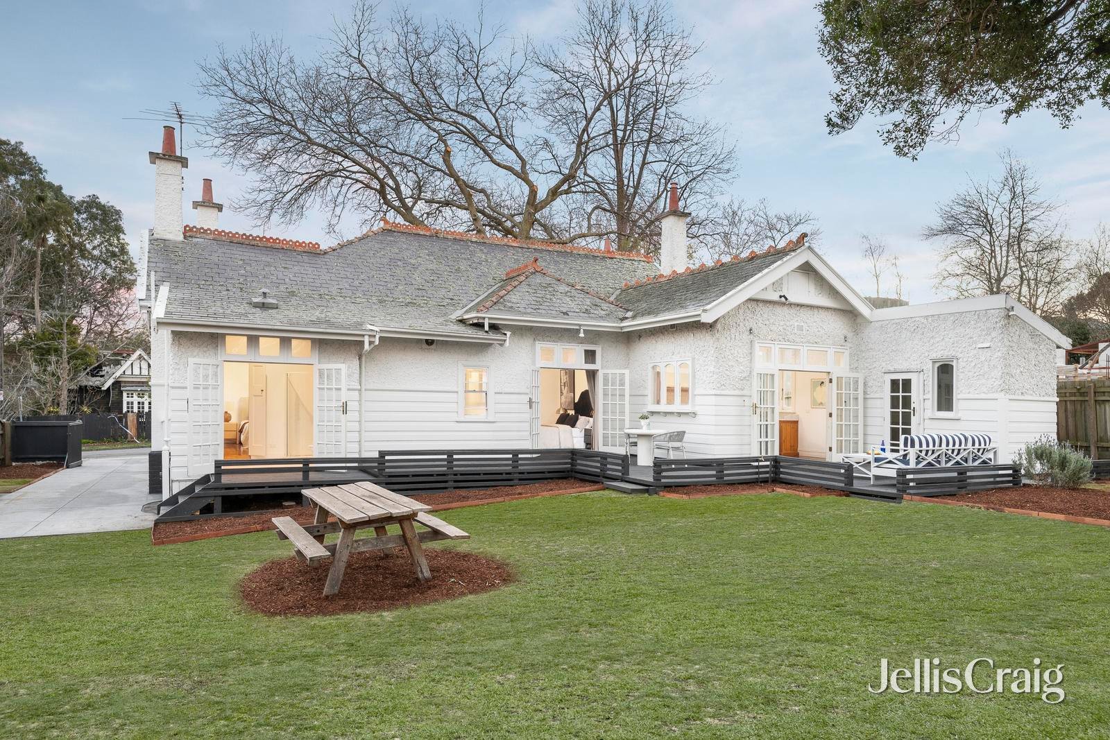 12 Mangarra Road, Canterbury image 14