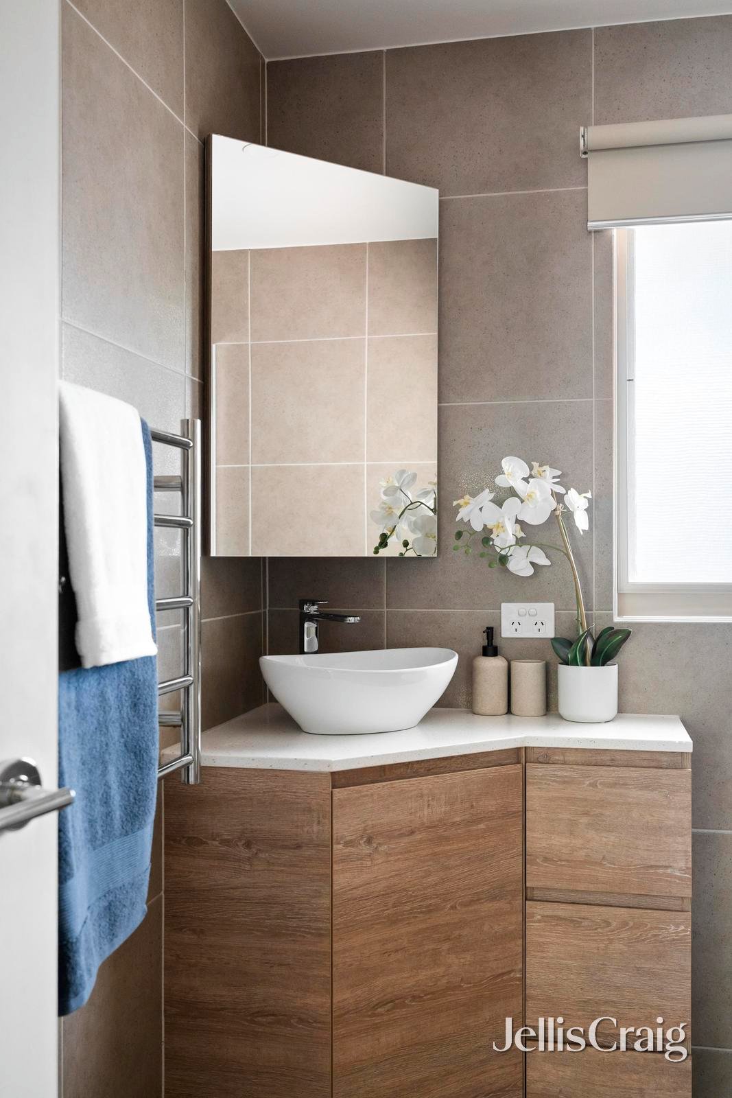 12 Manifold Court, Croydon South image 8