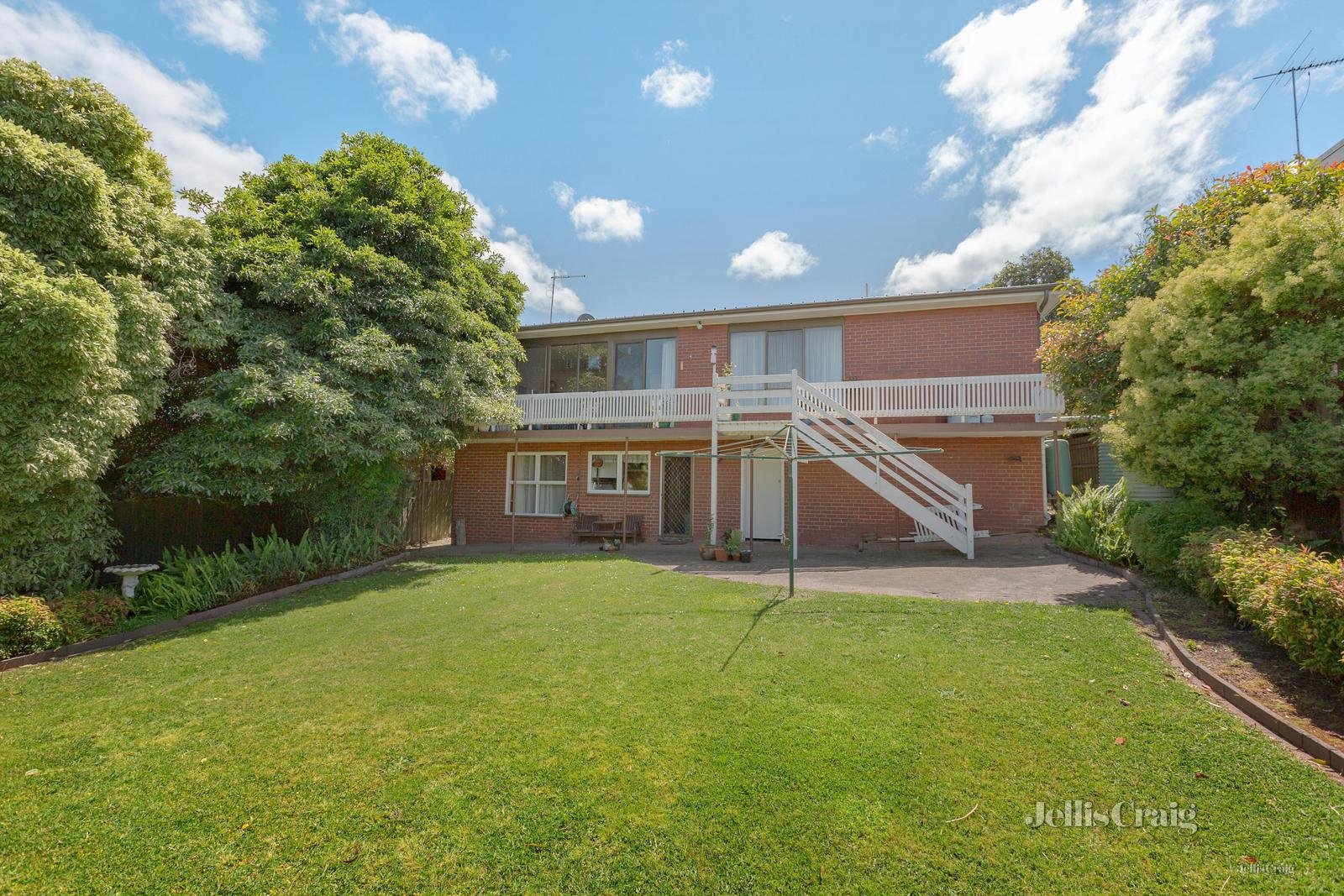 12 Maralee Place, Doncaster image 6