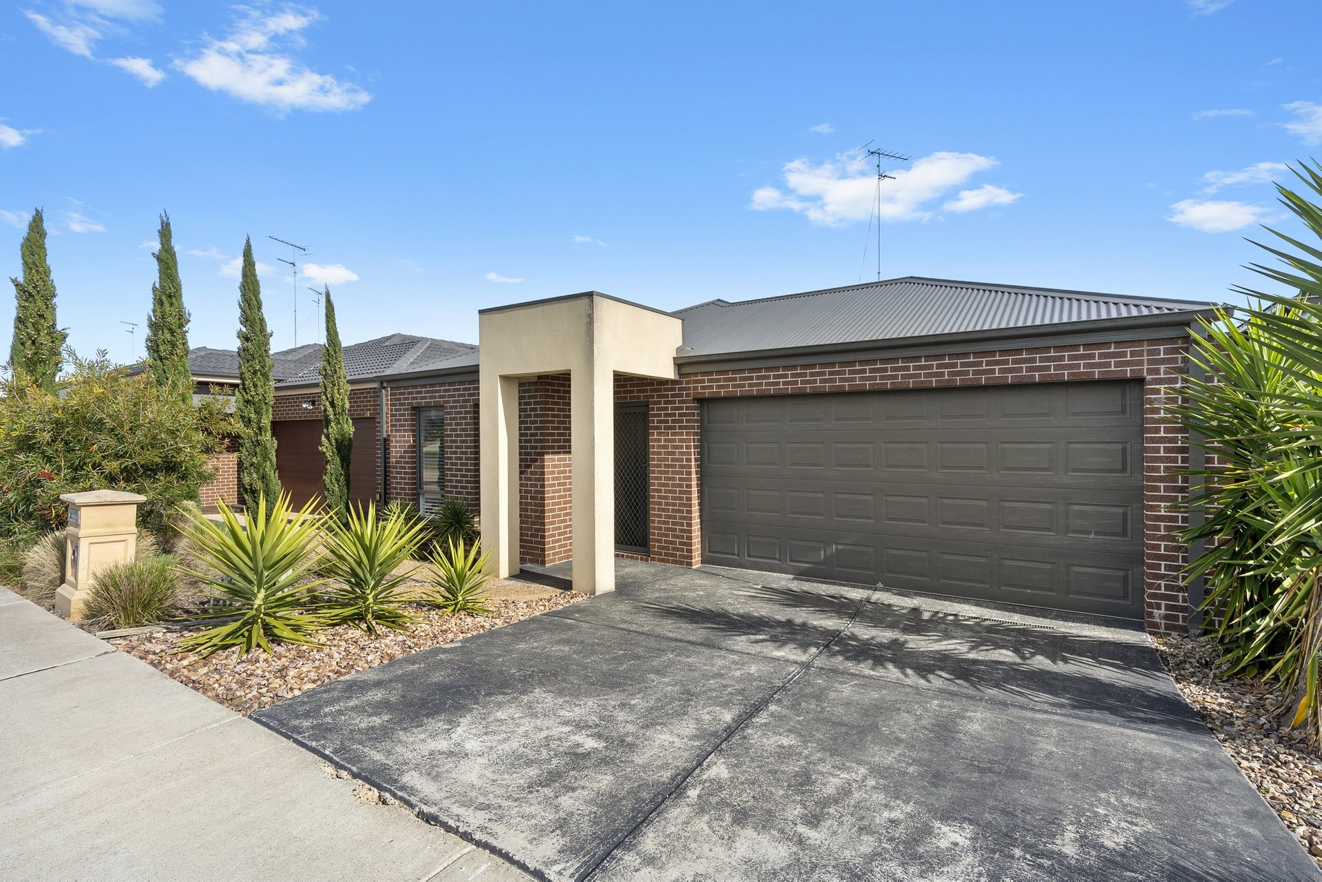 12 Masimo Road, Leopold image 1