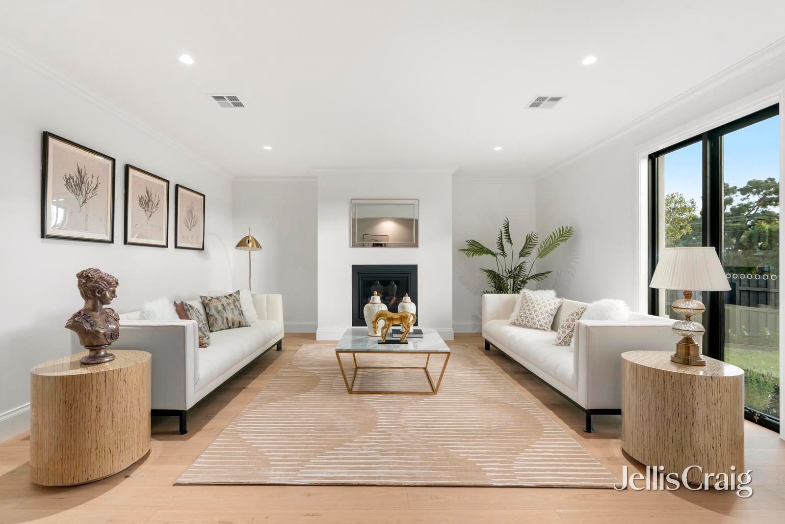 12 Mayfield Drive, Mount&nbsp;Waverley image 3