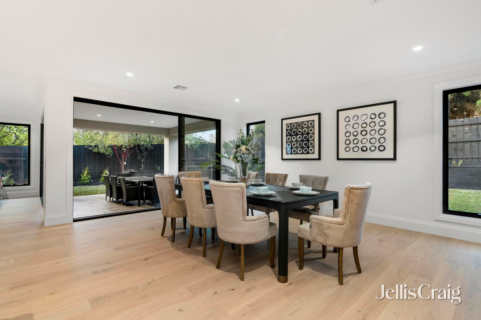 12 Mayfield Drive, Mount&nbsp;Waverley image 9