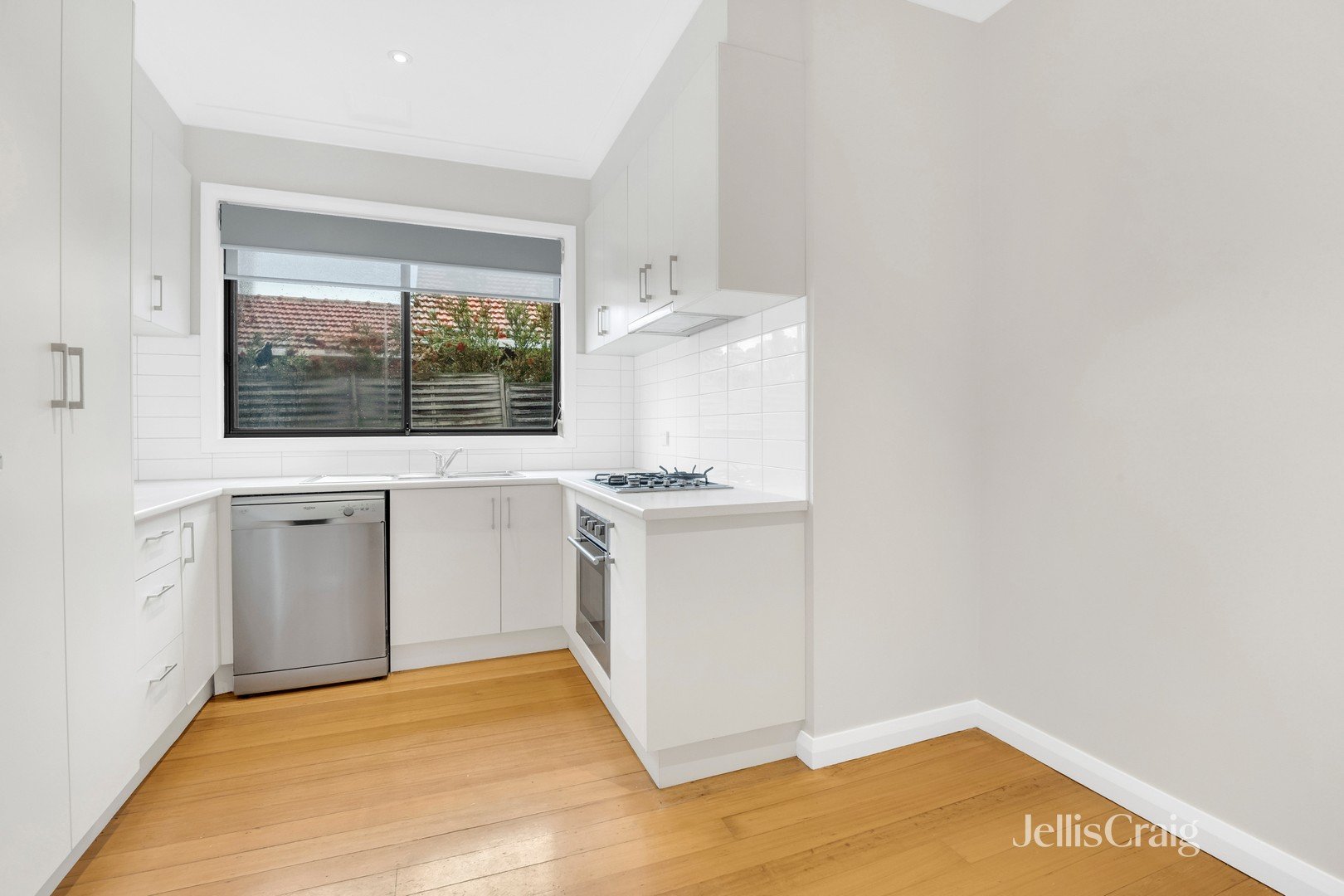 12 McEwan Road, Heidelberg Heights image 4