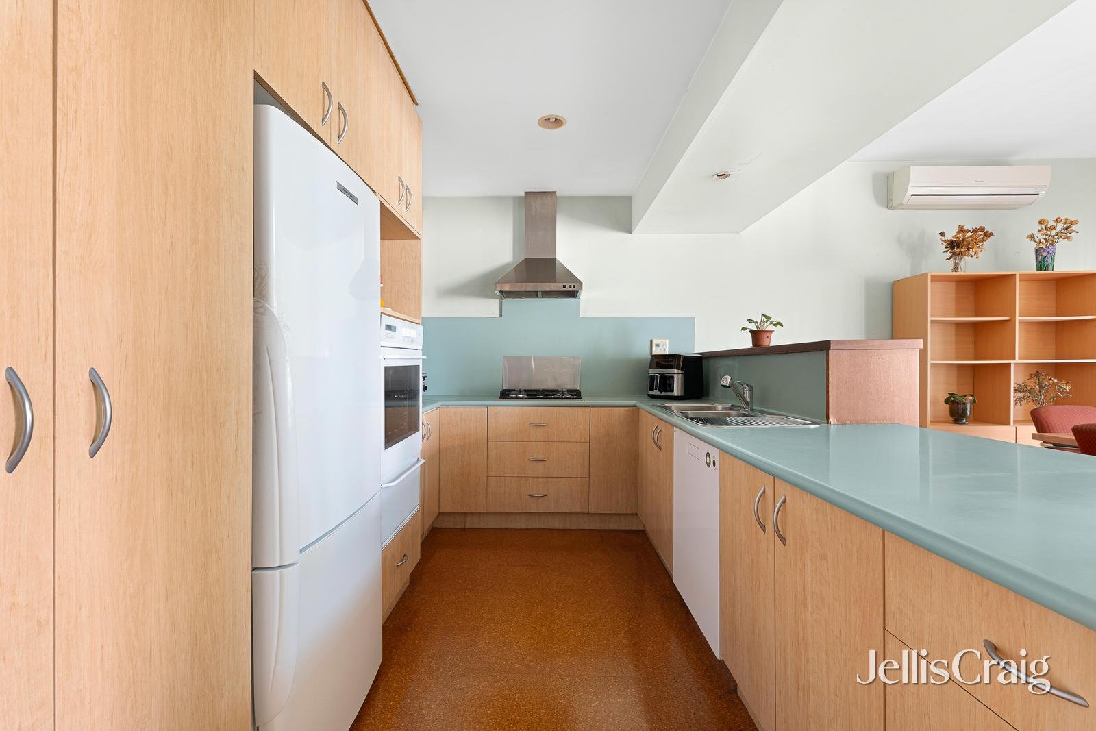 12 Mcgregor Avenue, Brunswick&nbsp;West image 3