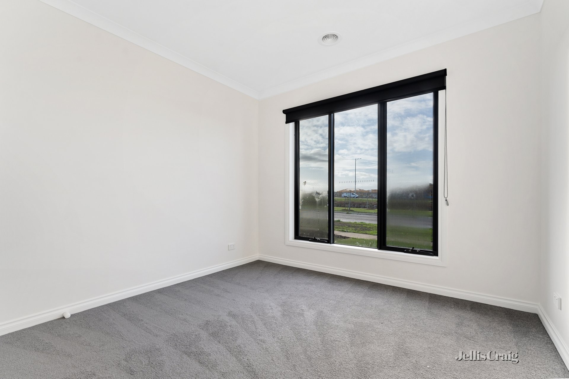 12 McLeod Crescent, Lucas image 7