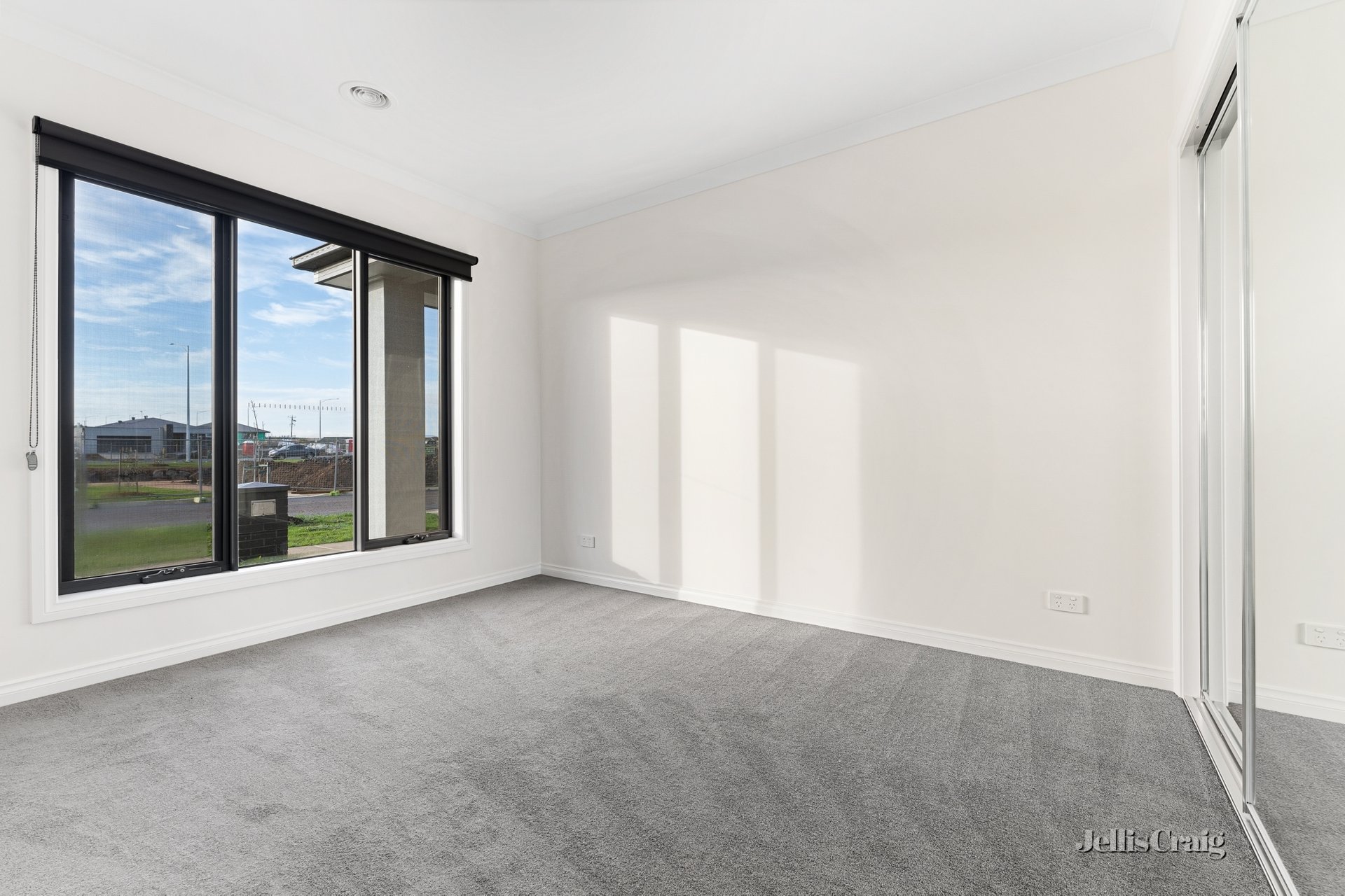 12 McLeod Crescent, Lucas image 5