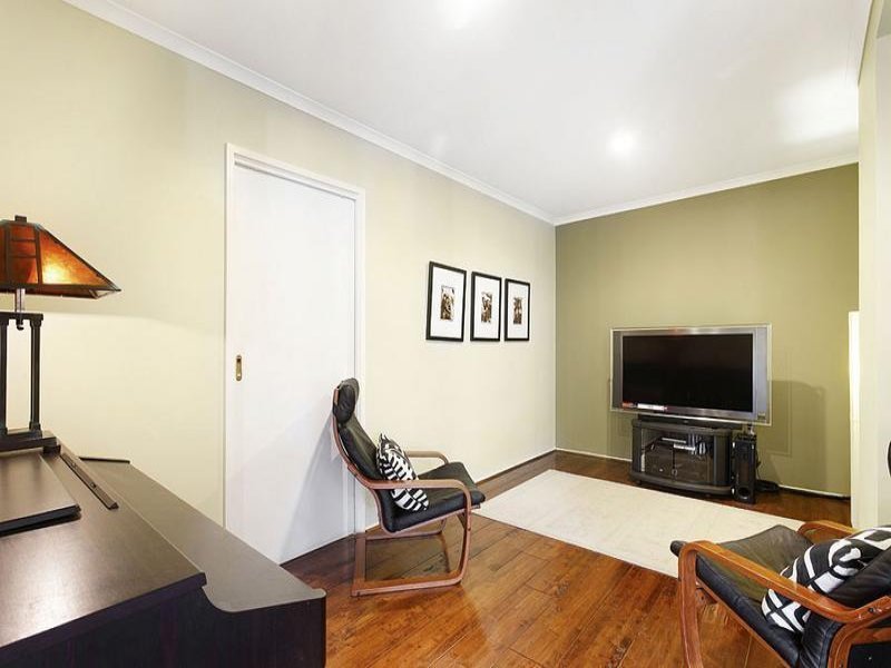 12 Melaleuca Way, Box Hill South image 3