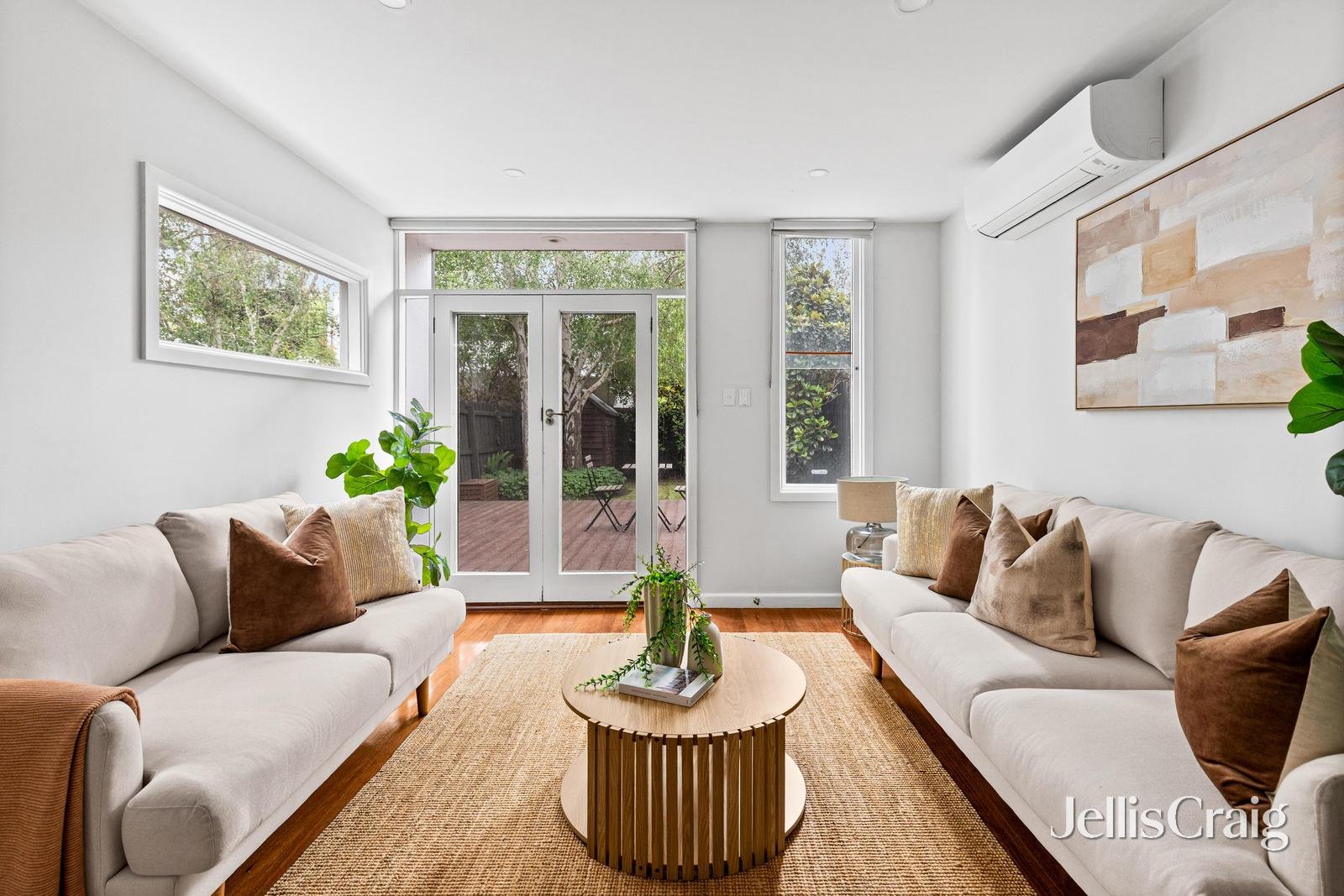 12 Melbourne Road, Williamstown image 3