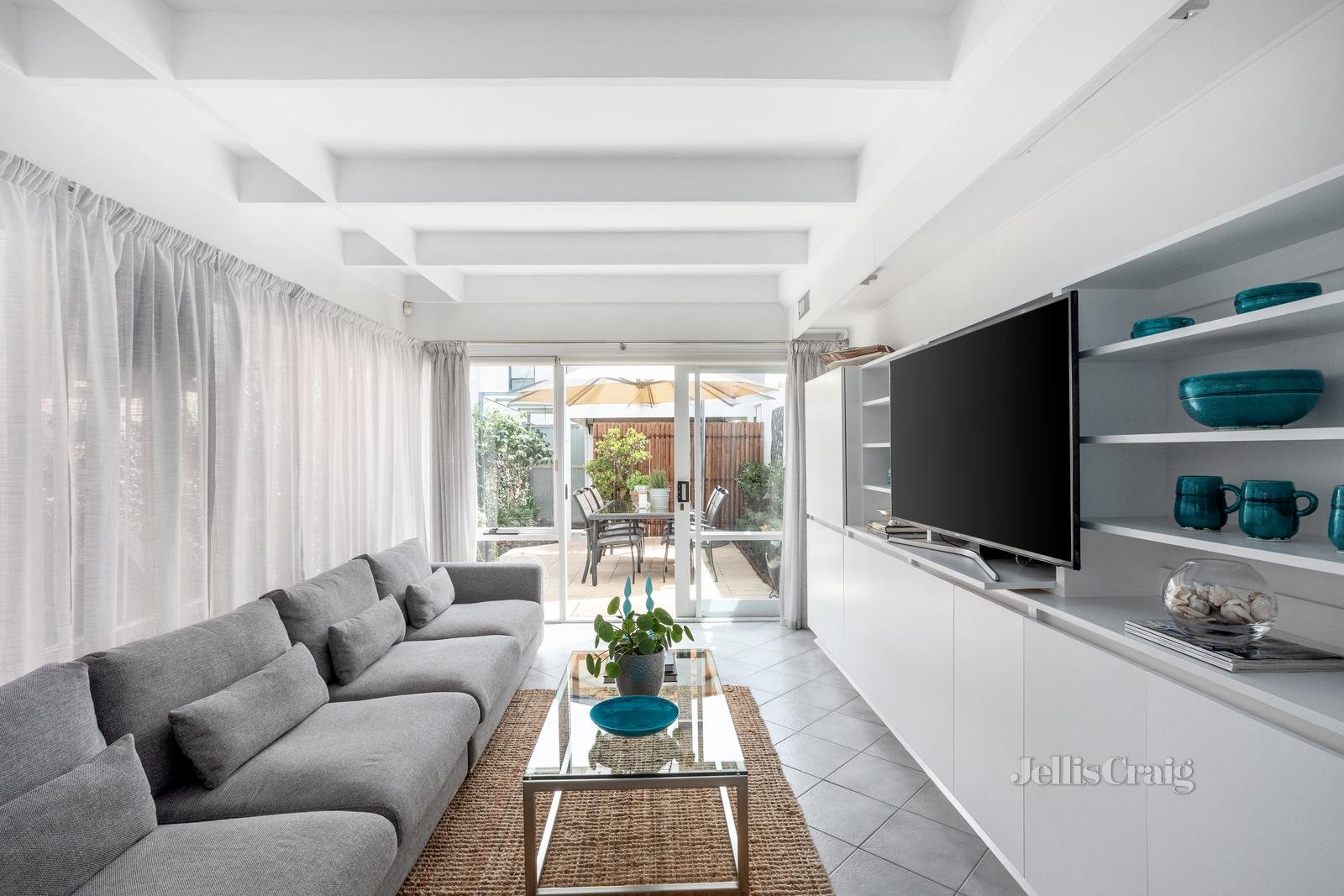 12 Merton Place, Albert Park image 6