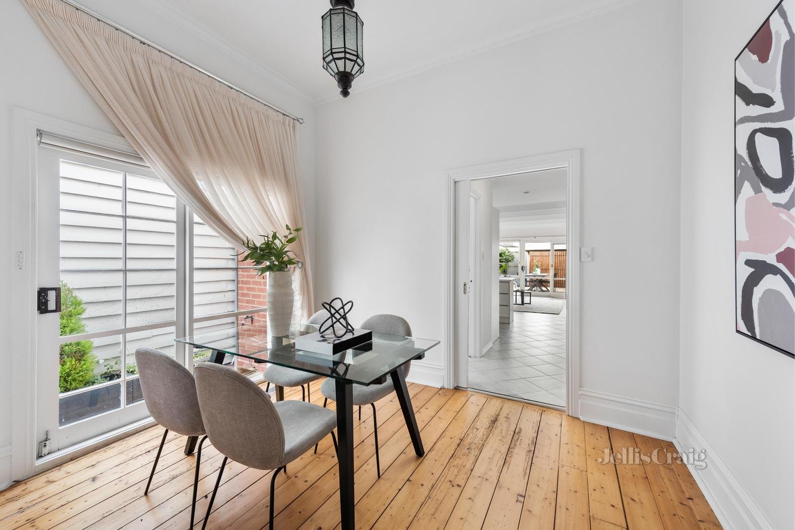 12 Merton Place, Albert Park image 5