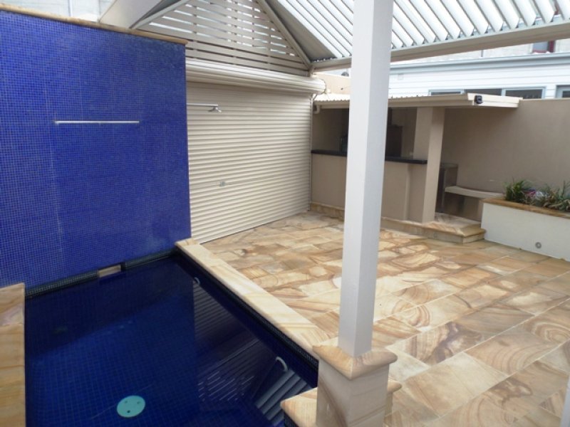 12 Merton Street, Albert Park image 2