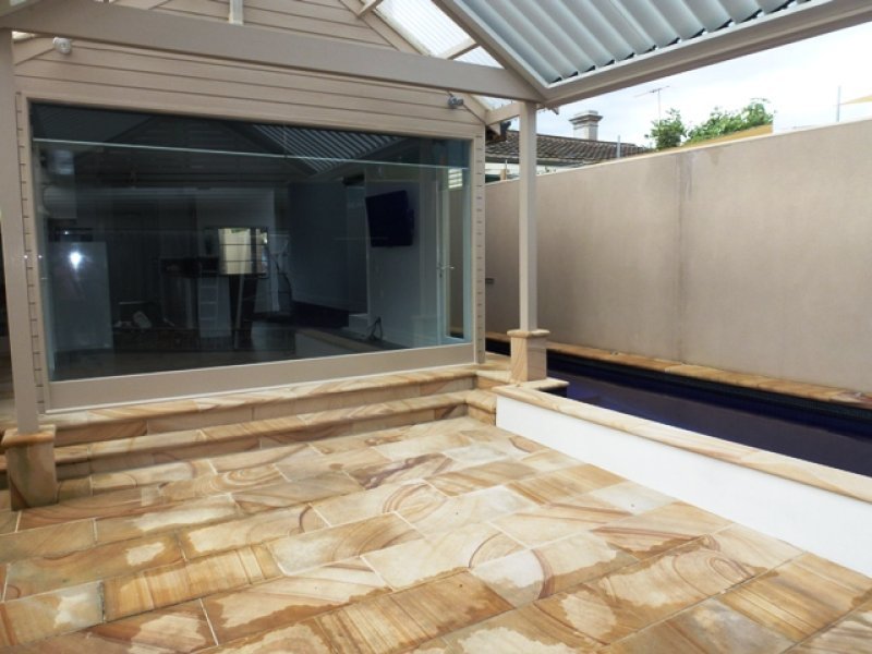 12 Merton Street, Albert Park image 3