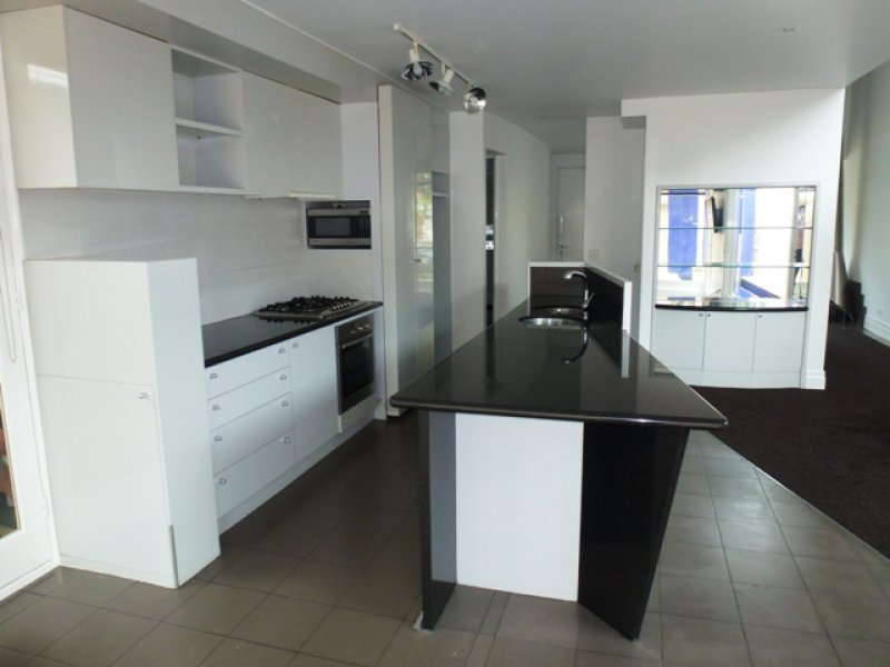 12 Merton Street, Albert Park image 5