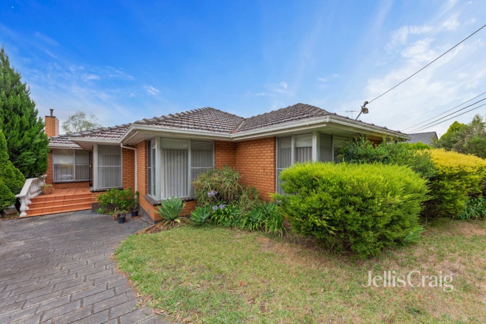 12 Meyrick Crescent, Viewbank image 1