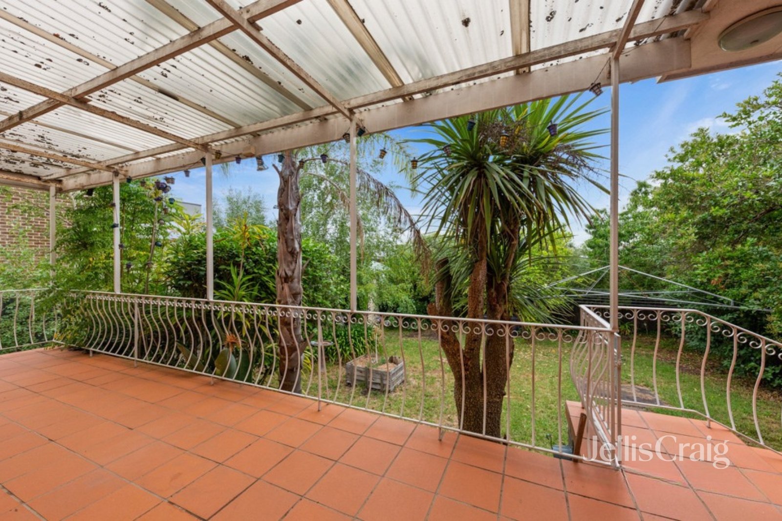 12 Meyrick Crescent, Viewbank image 7