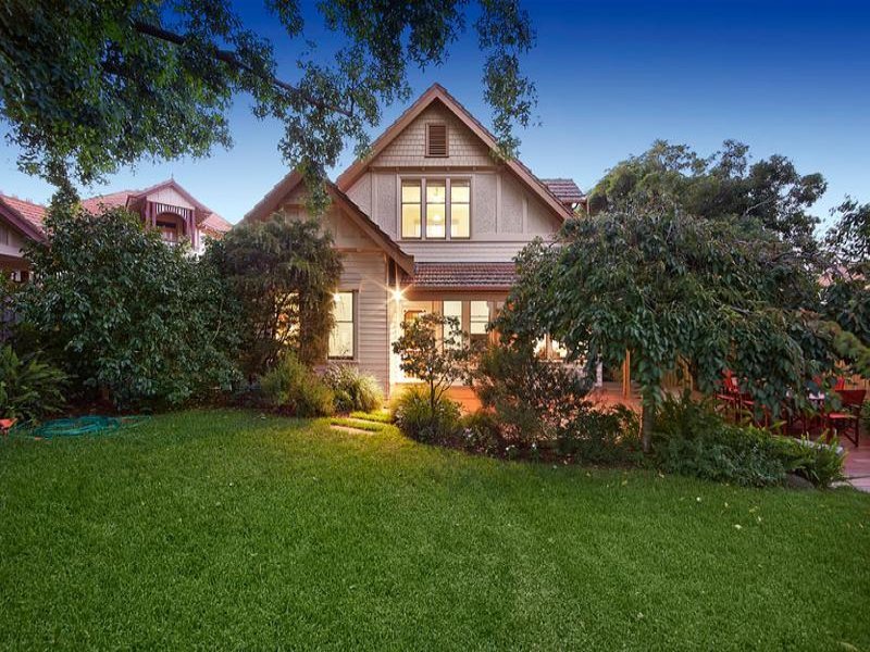 12 Milton Street, Canterbury image 11