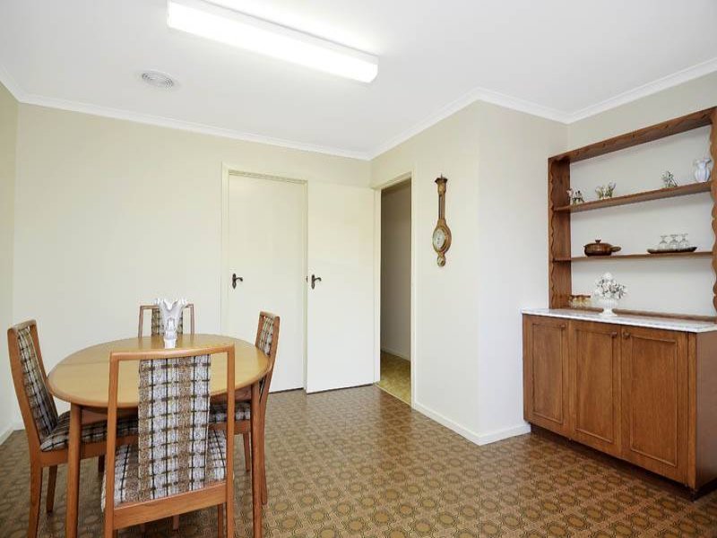 1/2 Milton Street, Canterbury image 4