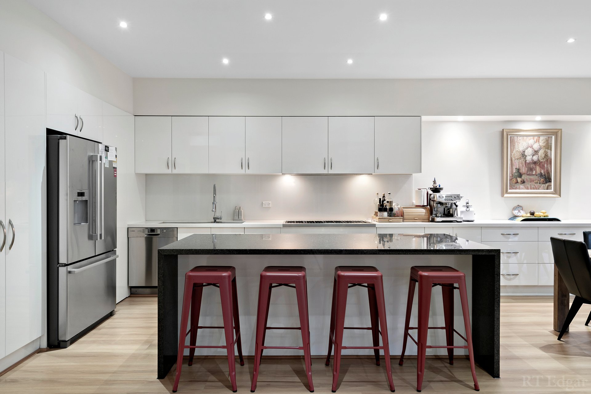 Property Gallery Thumbnail 4