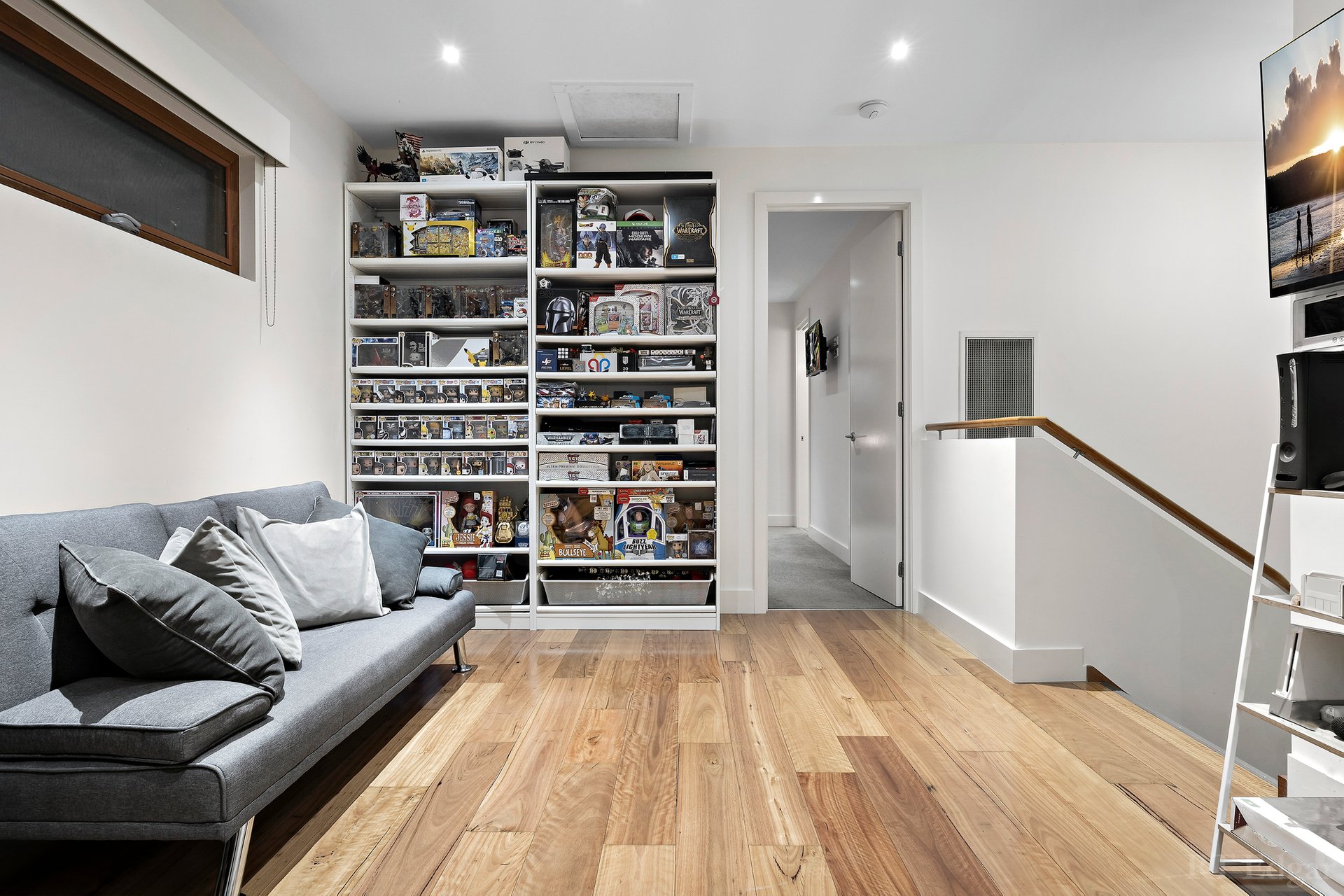Property Gallery Thumbnail 8
