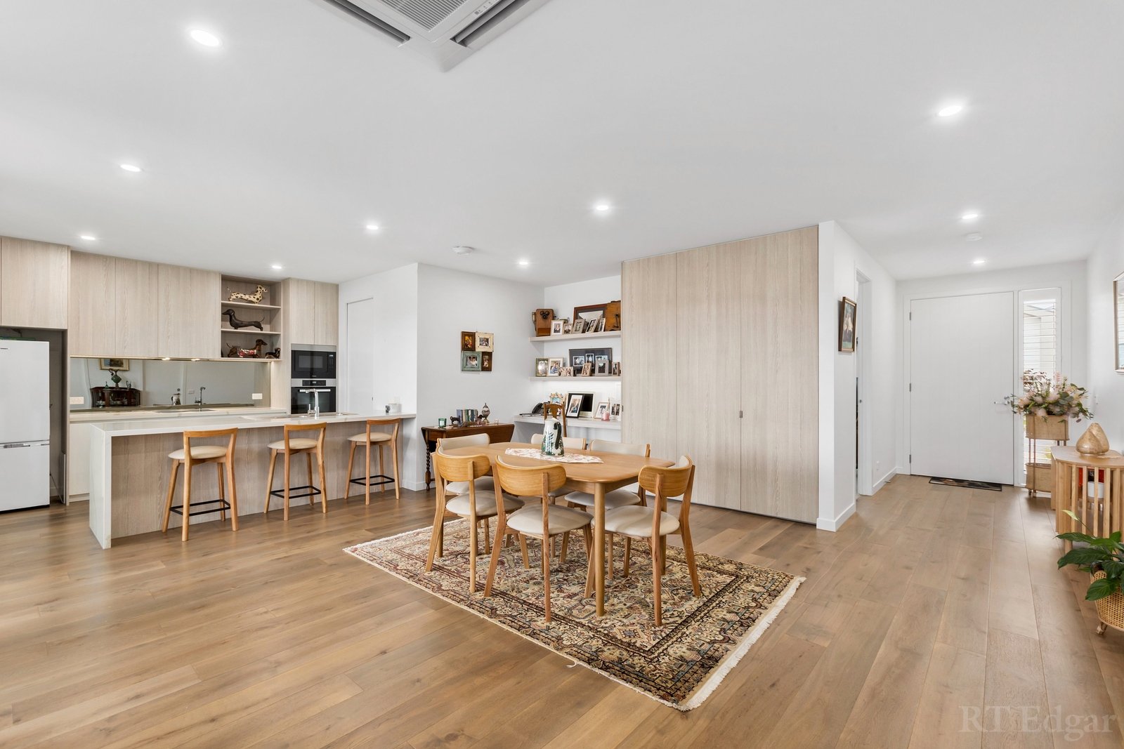 Property Gallery Thumbnail 5