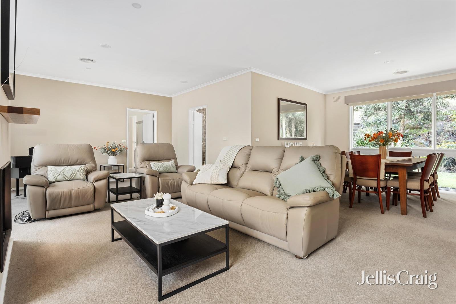 12 Montpelier Drive, Lower Plenty image 4