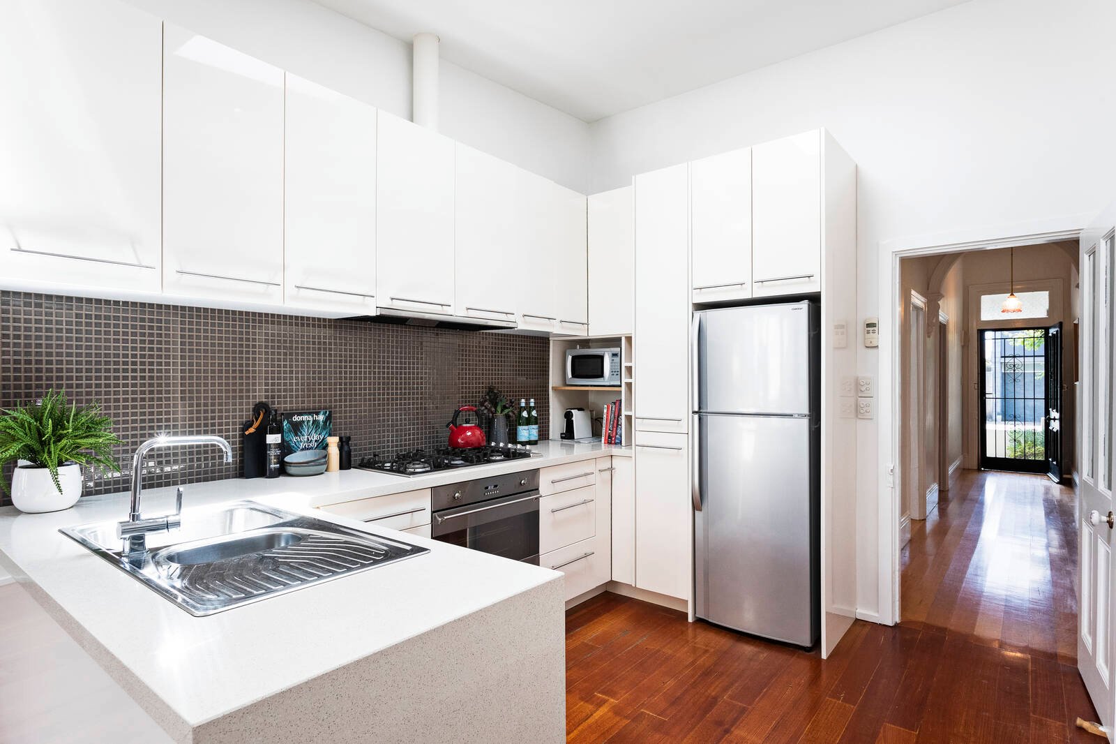 Property Gallery Thumbnail 3