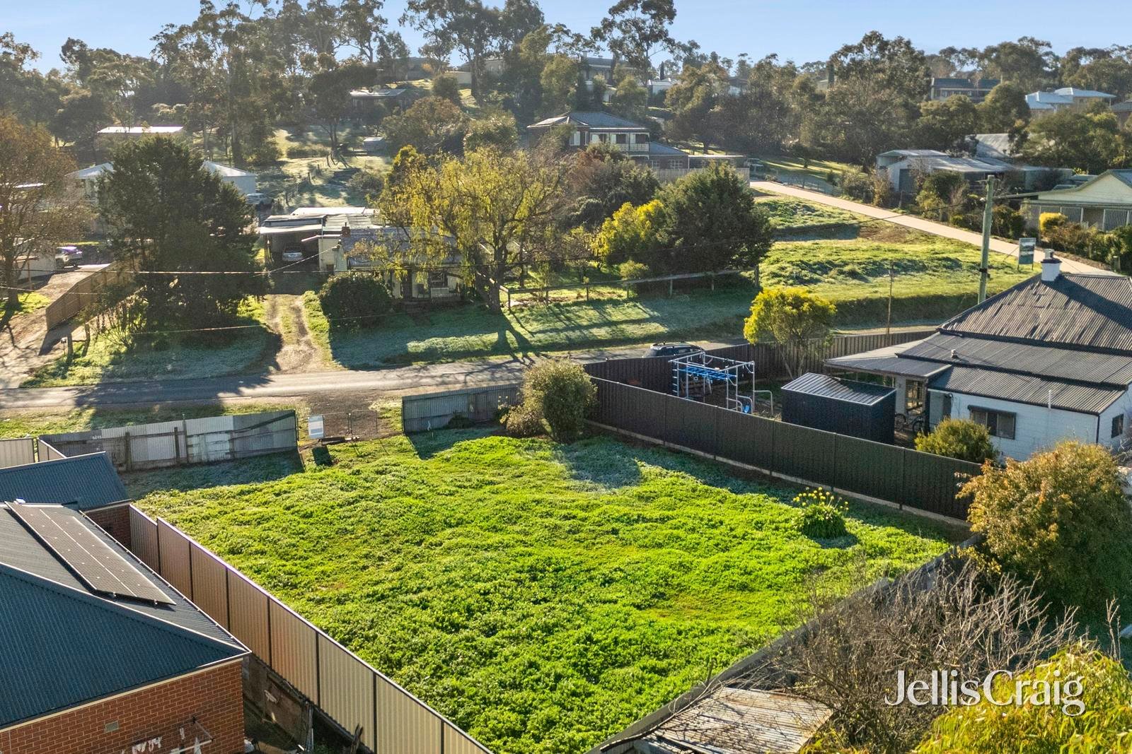 12 Moscript Street, Campbells&nbsp;Creek image 2